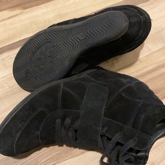 Stylish sneakers - Picture 4 of 5